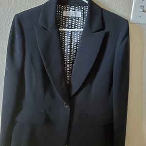 Tahari (Arthur S. Levine) Black Blazer